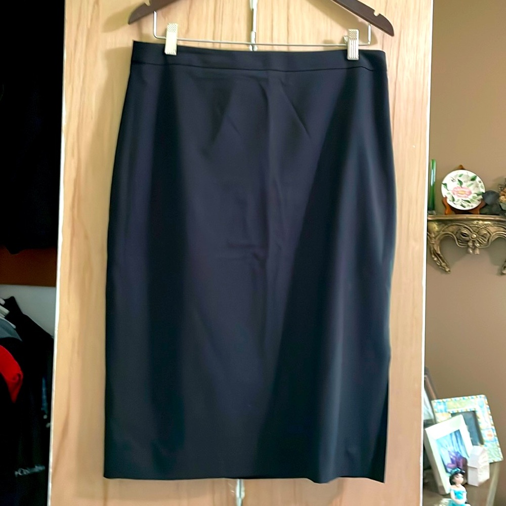 Banana Republic Size 10 Black Skirt